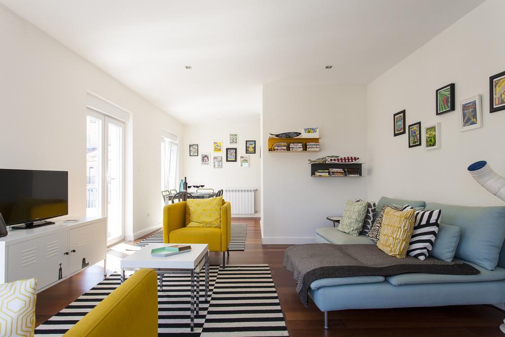 Joivy Joyful 2br With Terrace Nearby Sao Bento Palace Apartment Lissabon